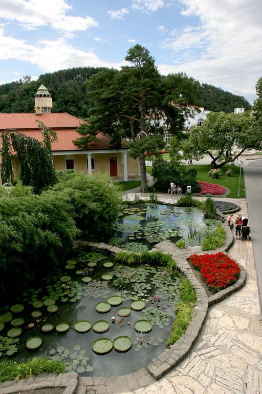 Ensana Vila Trajan Пьештяни Экстерьер фото